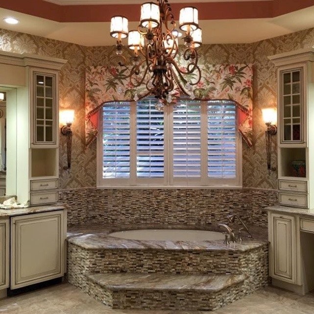 Hunter Douglas Dealer Image